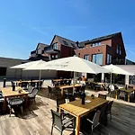 Westeroog Apartahotel